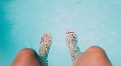 Prevent mushroom growth on nails